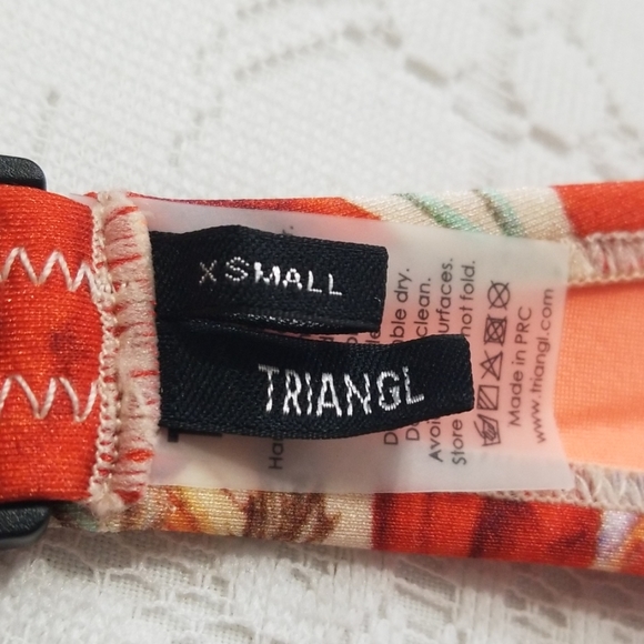 24T Triangl strapless cream floral top, various - Picture 5 of 7